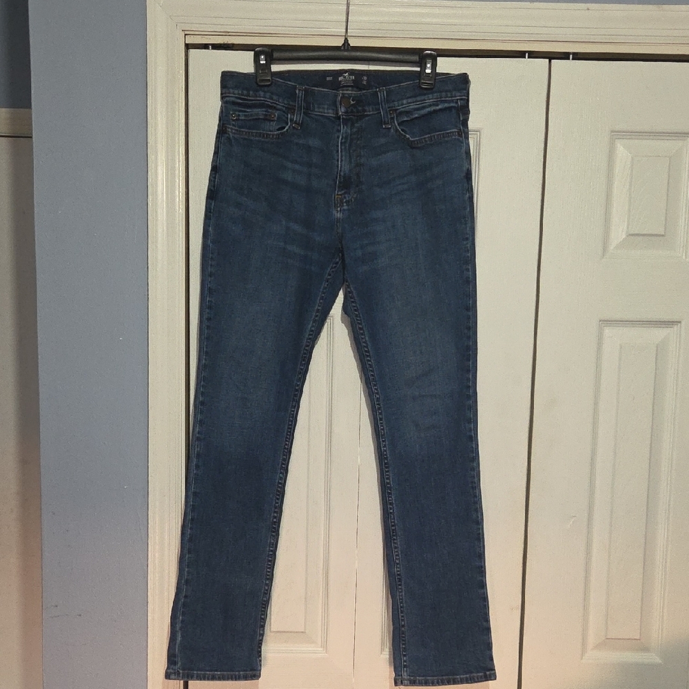 Hollister Slim Straight Jeans. 30x32